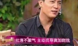 刘大锤最新爆料两人靠窗亲吻,明星情侣甜蜜靠窗亲吻瞬间