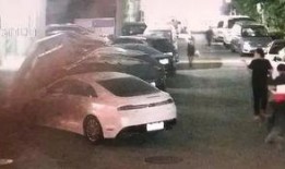 太原火烧车爆料案件视频,惊心动魄的生死瞬间