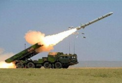 中国导弹最新爆料,揭秘最新型导弹的突破与挑战